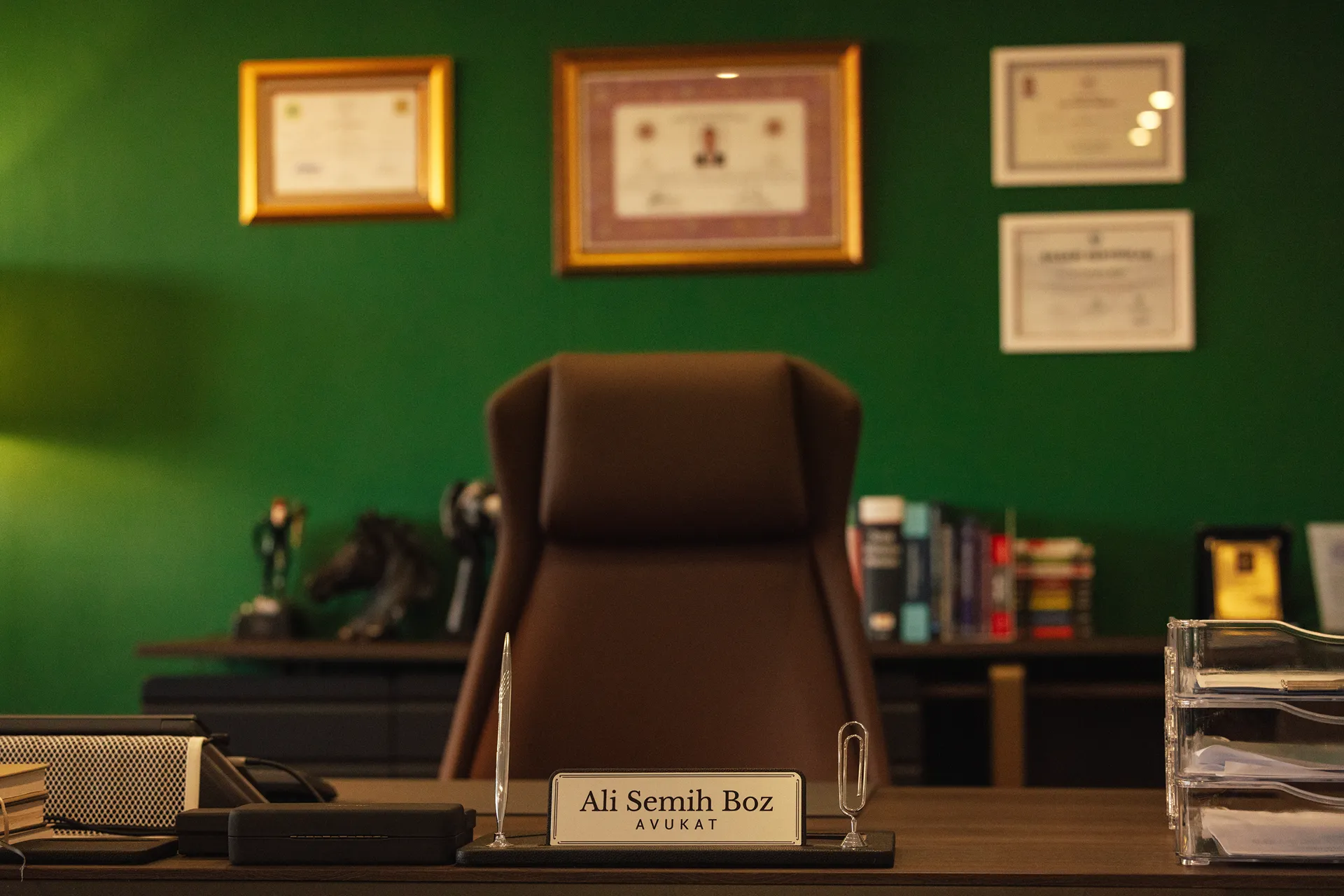 Av. Ali Semih Boz hukuk bürosu - diploma ve belgeler